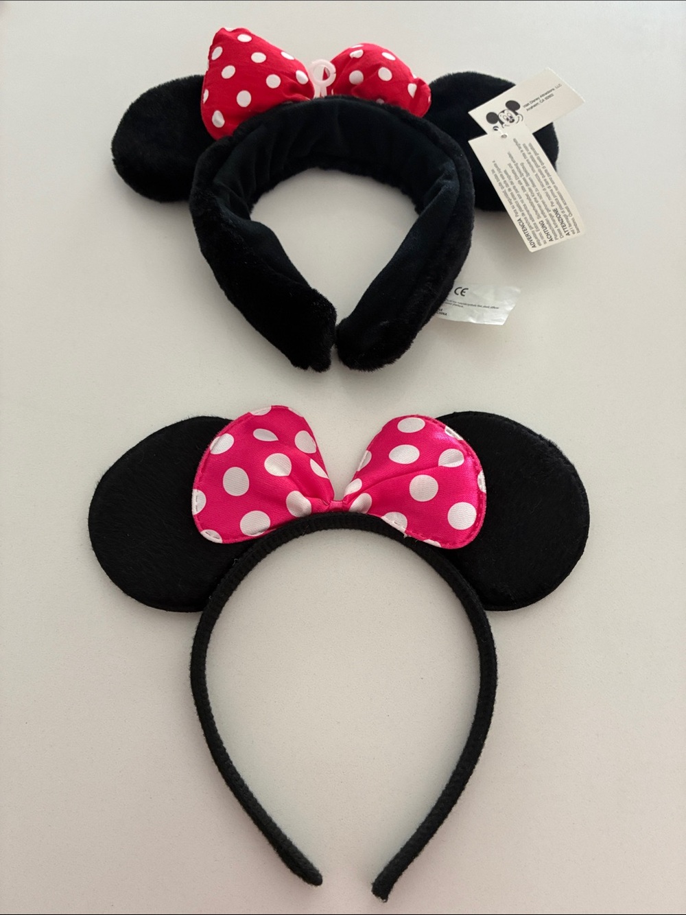 WALT DISNEY Minnie Mouse EUC Festive Black Headbands With Red/Pink Polka Dot Bow